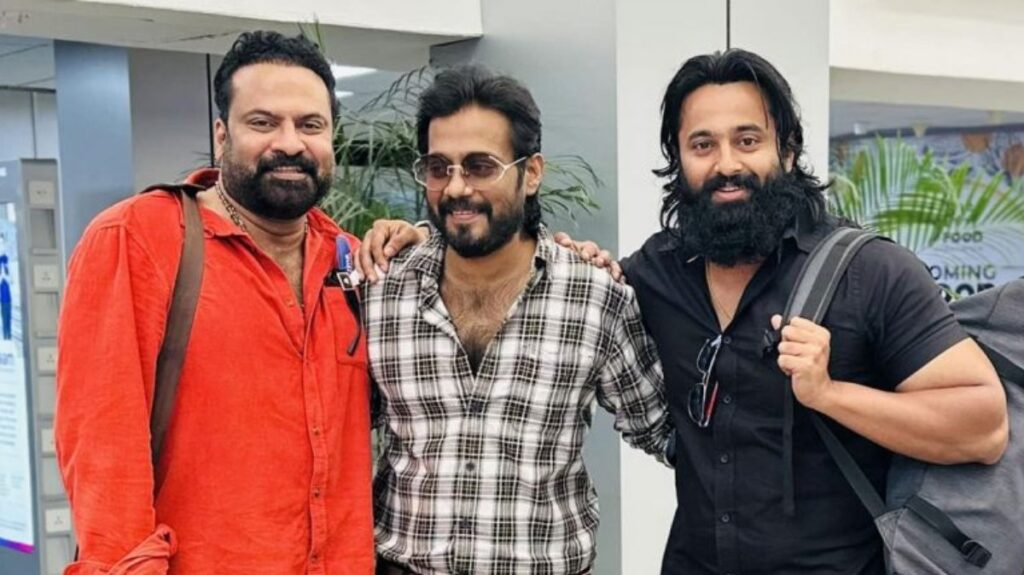 ഈ സമയവും കടന്നു പോകും; ഉണ്ണി മുകുന്ദനും ബാലയ്ക്കും ഒപ്പമുള്ള ചിത്രം പങ്കുവെച്ച് ടിനി